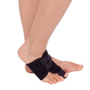 Corrector de Hallux Valgus, Separador de Dedos Ajustable, Correa de Fijación Transpirable para el Cuidado de los Pies, Talla S - Product Image 2