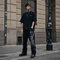 Jean empilé imprimé sur mesure, choix de motifs variés, design d'illustration personnalisé, pantalon en denim léger, tenue décontractée de rue pour homme