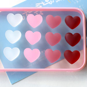 Corazón Transparente Mate Esmerilado, Modelo de Resina Pintado a Mano, Accesorios de Joyería Navideña - Product Image 6