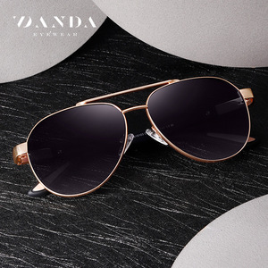 Gafas de Sol Polarizadas Vanda S15103, Montura Completa Rectangular, Protección UV400 para Hombre, Gafas para Conducir al Aire Libre - Product Image 2
