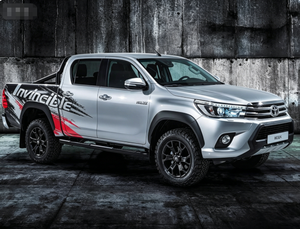 Hilux Pickup Truck 2.8D-4x4 <span class=keywords><strong>INVINCIBLE</strong></span> MHEV Usada <span class=keywords><strong>2022</strong></span> Turbo Diésel, Volante a la Izquierda - Product Image 3