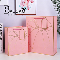 Sac en papier blanc de luxe avec gaufrage, estampage à chaud et impression offset |   Recyclable