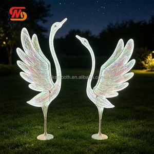 SMOOTH Cisne Eléctrico Romántico Gigante Iluminado para Decoración de Pasillos, Cisne LED para Caminos, Accesorios para Eventos y Decoración de Bodas - Product Image 1