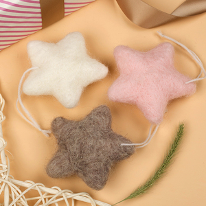 8cm Eco-friendly Cute <strong>Christmas</strong> <strong>Tree</strong> Five-Pointed Star Decoration Small Pendant Material Wool Felt Handmade DIY Accessories - Product Image 6