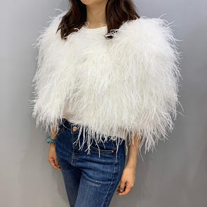 Mantelle di <span class=keywords><strong>piume</strong></span> di lusso sposa Poncho sposa piuma di struzzo scialle bianco per le donne - Product Image 2