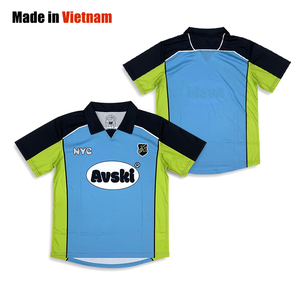 Camiseta de Fútbol Retro Azul Personalizada con Diseño de Patrón Sublimado, Transpirable, de Manga Corta - Product Image 1