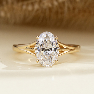 Bague de fiançailles Messi Jewelry MSR-2088 en or 18 carats, forme ovale, six griffes, diamant de laboratoire, bande en forme de cœur - Product Image 1