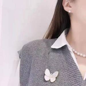 Parures de bijoux tendance les plus vendues, cadeau pour la fête des mères, collier de perles d'eau douce rondes légèrement imparfaites de 7 à 8 mm, boucles d'oreilles, broche papillon - Product Image 4