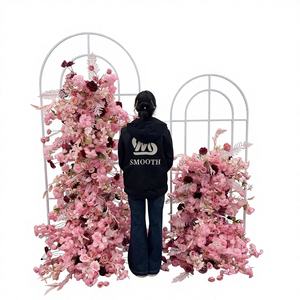Arco de Boda Artificial Elegante con Rosas de Seda Color Rosa, Tamaño Personalizable para Decoración de Bodas y Eventos Navideños - Product Image 1