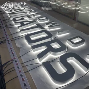 Grosir 3D poster lampu belakang baja nirkarat Logo lampu Halo untuk pemasok huruf saluran lampu latar kantor Studio