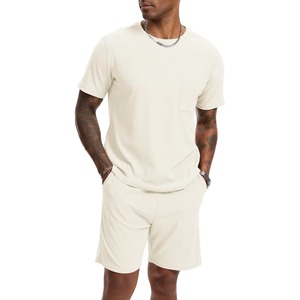 Conjunto de camiseta y pantalones cortos de secado rápido para hombre, estilo casual, holgado, con estampado personalizado, estilo vintage de verano. - Product Image 1