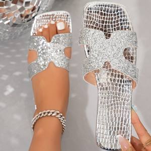 Nouvelles Innovations en Gros : <span class=keywords><strong>Claquettes</strong></span> Décontractées à Semelle en Caoutchouc et Petits Diamants, Doublure en PVC, Tongs de Plage Tendance – Qualité Usine Supérieure - Product Image 6