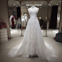 Robe de mariée 2-en-1 avec corset transparent à baleines, jupon en dentelle détachable, ceinture en satin, traîne chapelle, personnalisable, vente en gros, fleurs pour la mère de la mariée