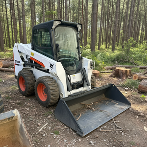 Chargeuse compacte <span class=keywords><strong>d</strong></span>'<span class=keywords><strong>occasion</strong></span> S550, performances fiables, équipement <span class=keywords><strong>d</strong></span>'<span class=keywords><strong>occasion</strong></span> avec garantie - Product Image 1