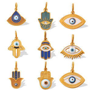 Galeri Hamsa & Jimat Mata |   Liontin Pelindung Nazar dari Baja Anti Karat Berlapis Emas PVD 18K |   Tahan Air & Hipoalergenik - Product Image 2