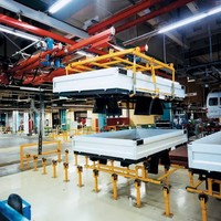 Système de grue KBK flexible pour la manutention de matériaux sur ligne d'emballage, rail en aluminium, levage aérien léger