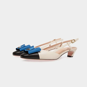 Sandales à talons bas pour femmes avec bride arrière, décorations métalliques, bout carré et style slingback - Product Image 4