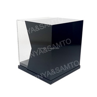 2024 vente chaude Lucite ballon de football vitrine clair PMMA Football Sport objets de collection boîte de rangement avec éclairage rvb