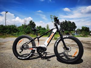 Vélo électrique à pneus gras de 27,5 pouces à 10 vitesses avec moteur central de 1000 W et batterie au lithium de 48 V, cadre en alliage d'aluminium et pneus neige - Product Image 4