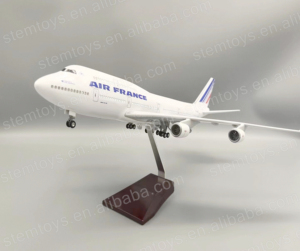 47cm 1:150 B747 <span class=keywords><strong>Air</strong></span> <span class=keywords><strong>France</strong></span> modèle d'<span class=keywords><strong>avion</strong></span> unisexe résine moulé sous pression <span class=keywords><strong>jouet</strong></span> avec lumière LED pour collection ou cadeau de vacances - Product Image 3
