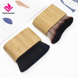 Venta al por mayor logotipo personalizado base licuadora brocha de maquillaje mezcla base líquida autobronceado Kabuki cepillo para el cuerpo - Product Image 2