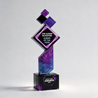 Nouveau Trophée en Cristal Rubik Cube Haut de Gamme Créatif Étanche Gravé au Laser Poli 2026 – Récompense Commémorative pour Réunion Annuelle