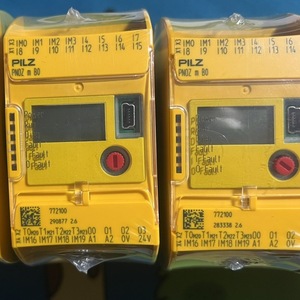รีเลย์นิรภัย Pilz Pnoz M B0 24 โวลต์ ดีซี 10 แอมป์ สำหรับงานอุตสาหกรรม - Product Image 1