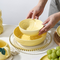 Service de table en céramique en forme de citron, design personnalisé OEM, vaisselle avec tasses, bols et assiettes