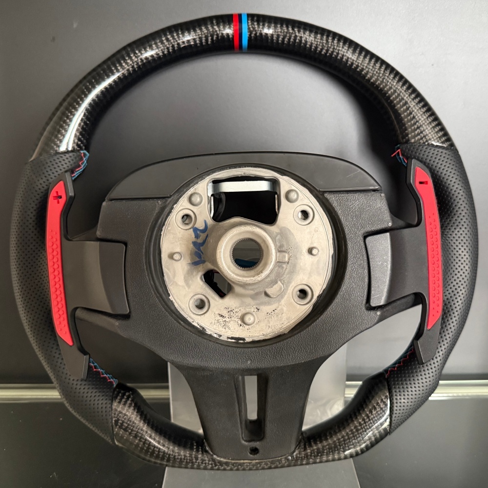 Custom Glossy Carbon Fiber Steering Wheel (BMW Fitment), photo 6