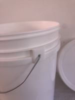 Ember Plastik PP Virgin Food Grade 20L/5 Galon, Dapat Didaur Ulang, Tahan Lama, Ramah Lingkungan, dengan Pegangan dan Tutup, Harga Pabrik
