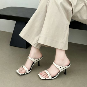 Mules Elegantes con Estampado de Puntos, Punta Cuadrada, Tacón de Aguja, Dos Tiras Finas, Tacones Altos para Mujer, Combinan con Falda, Sandalias de Verano 2026 - Product Image 5