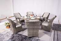Ensemble de salle à manger de patio de restaurant moderne à 6 places avec cadre en aluminium et chaises en osier avec verre trempé pour jardins et cours extérieurs