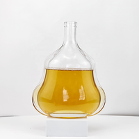 Fabricant de gros verre à vin transparent de 500ml 1l bouteille en verre en forme de gourde à liqueur personnalisée