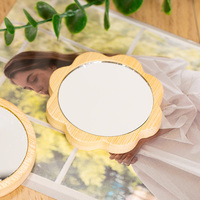 Cermin Saku LED Bambu Kustom Lapisan Perunggu Cermin Kosmetik Mini Satu Sisi