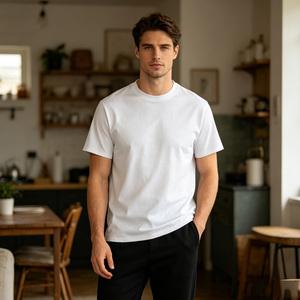 Camiseta de Algodón Tejido Transpirable de 200 Gramos Personalizada con Garantía de Calidad, Regalo para Chicas - Product Image 6