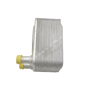 发动机机油冷却器适用于奥迪Q7 3.6大众辉腾宝拉高尔夫迈腾038117021C 038117021D 038117021E - Product Image 1