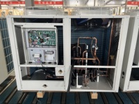 Pompe à chaleur air-eau commerciale R32 pour l'alimentation en eau chaude centrale, unités de chauffage de type split