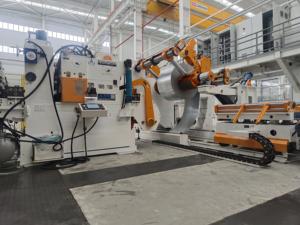 Presse à manivelle unique <span class=keywords><strong>pour</strong></span> la ligne de production de broches de disques de badges en métal de haute qualité - Product Image 4