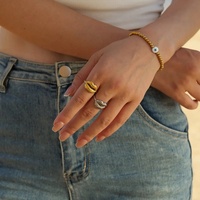 Bague de mode ouverte à lèvres en acier inoxydable 18K PVD plaqué métal bijoux personnalisés accessoires de doigt pour femmes attrayants