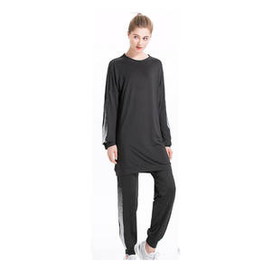 Ensemble de survêtement islamique modeste pour femmes, ensemble de sport/gym, vêtements de sport musulmans à capuche pour le <span class=keywords><strong>jogging</strong></span>, la course à pied, vêtements de sport islamiques pour femmes, tunique - Product Image 4