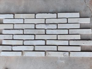 Ladrillos Blancos Antiguos Reciclados para Construcción de Viviendas - Product Image 6