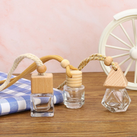Ornement décor luxe suspendu voiture désodorisant vide verre parfum diffuseur bouteille pour huiles essentielles