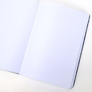 دفتر ملاحظات عصري من قماش الدنيم مع لمعان للاستخدام اليومي والإضافة العصرية - Product Image 4