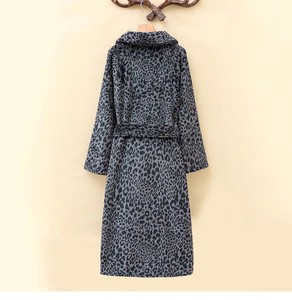 Accappatoio in Peluche con Stampa Leopardata, Lungo e Spesso in Flanella, <span class=keywords><strong>Pigiama</strong></span> Casual da Donna, Abbigliamento Caldo per Casa, Primavera, Autunno e Inverno - Product Image 4