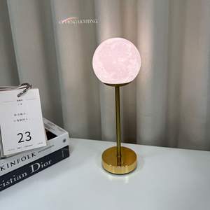 Vente en gros de lampes LED rechargeables étanches IP65 pour le camping, la randonnée et les activités de plein air, avec variateur de luminosité progressif, interrupteur tactile, métal, simplicité moderne - Product Image 2