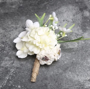 Corsage da Polso e Boutonniere all'Ingrosso per Damigelle e Testimoni, Bouquet da Sposa e Boutonniere per lo Sposo - Product Image 6