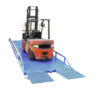 Rampe de chargement de conteneurs, rampe de quai mobile hydraulique robuste, hauteur réglable pour le chargement et le déchargement de marchandises par chariot élévateur