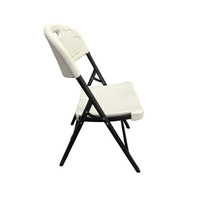 Chaise d'événement de luxe pliable, chaise de camping portable, siège de stade, chaise de gymnase en fer, design moderne pour hôtel M01038
