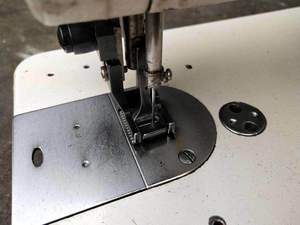 Golden Wheel CS 2160 Single Needle Lockstitch Top & Bottom Feed 2-Point Zigzag <b>Sewing</b> Machine <b>for</b> Industrial - Product Image 2