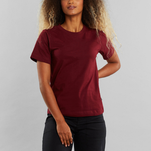 Camiseta Sólida para Mujer Clean Lines, Hecha para Uso Diario, Ofrece un Ajuste Cómodo, una Forma Relajada y un Estilo Fácil - Product Image 5